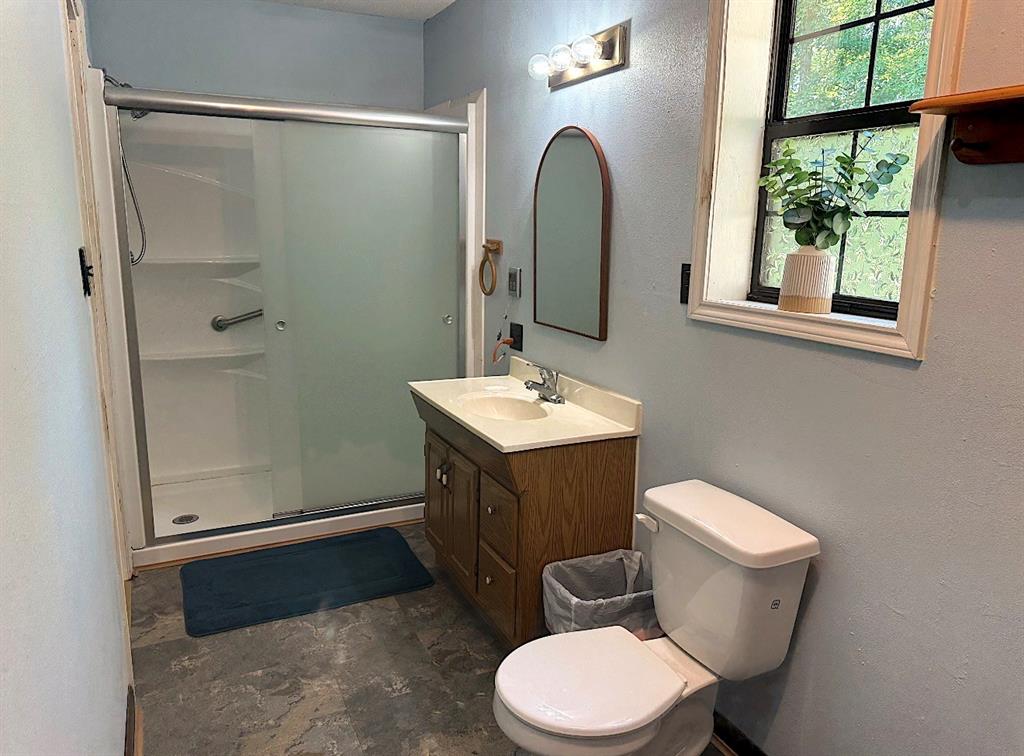 210 Whispering Pines Trail Property Photo 7