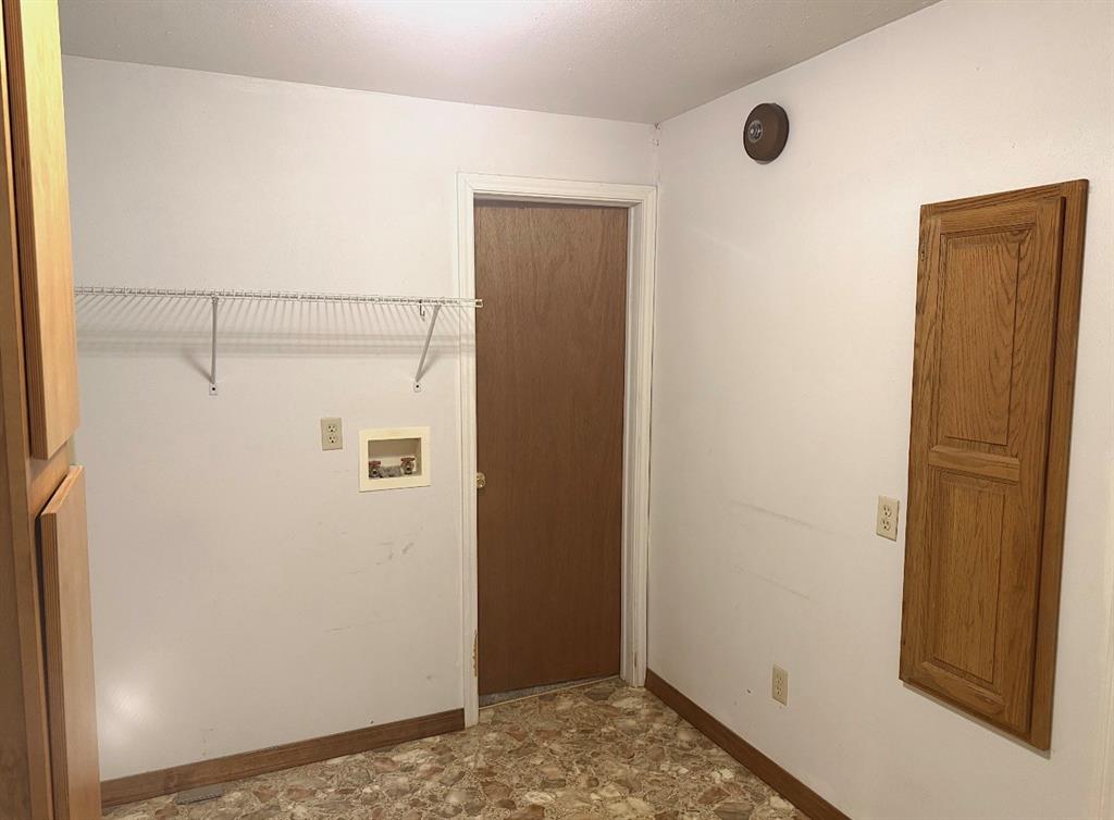 210 Whispering Pines Trail Property Photo 12