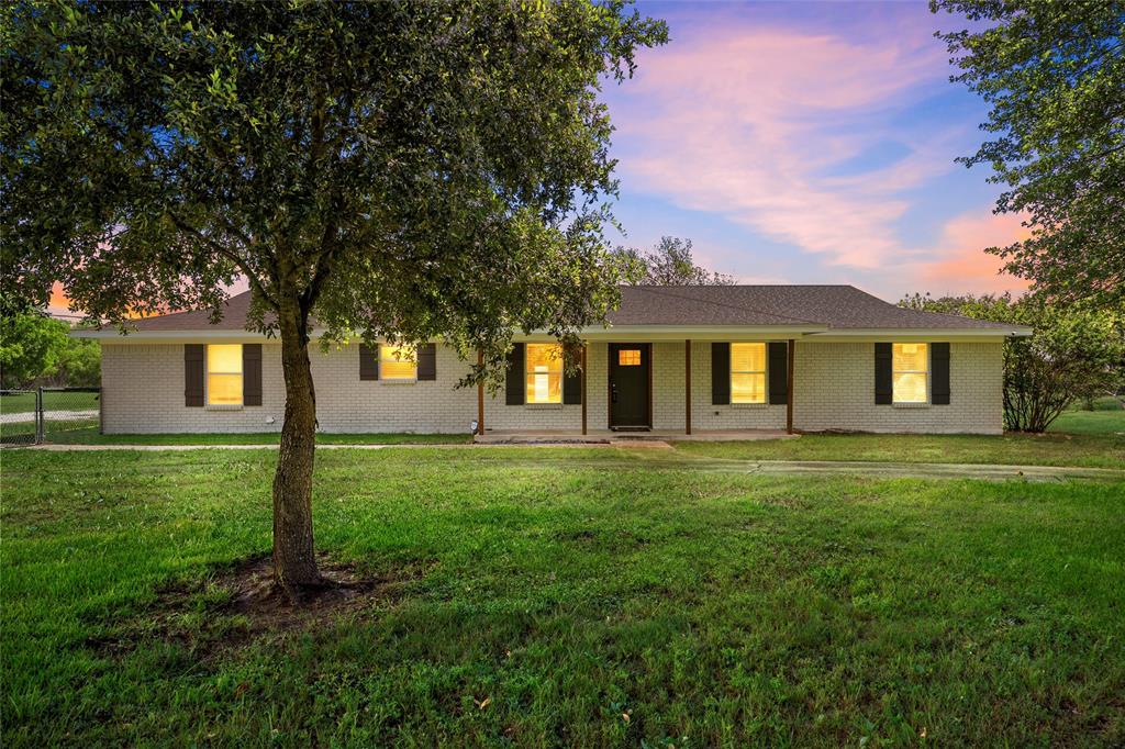 154 Longhorn Parkway Property Photo 1