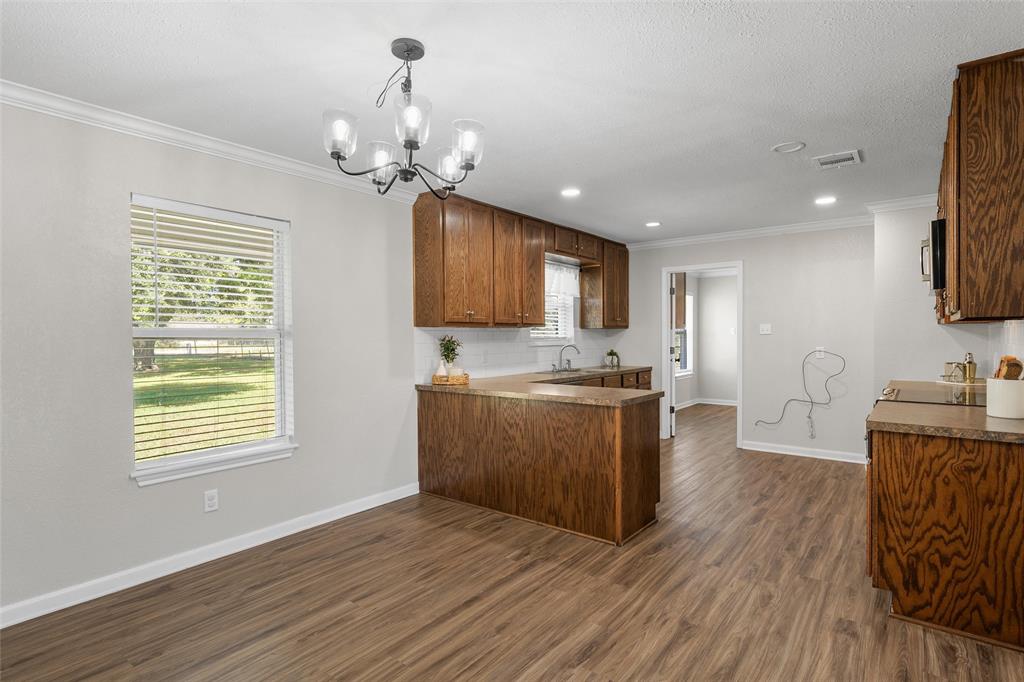 154 Longhorn Parkway Property Photo 10