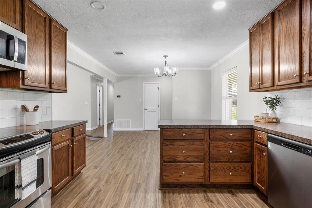 154 Longhorn Parkway Property Photo 15