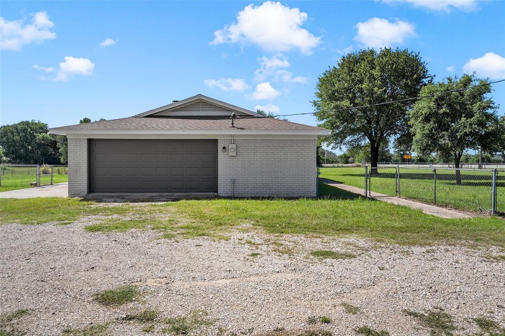 154 Longhorn Parkway Property Photo 31
