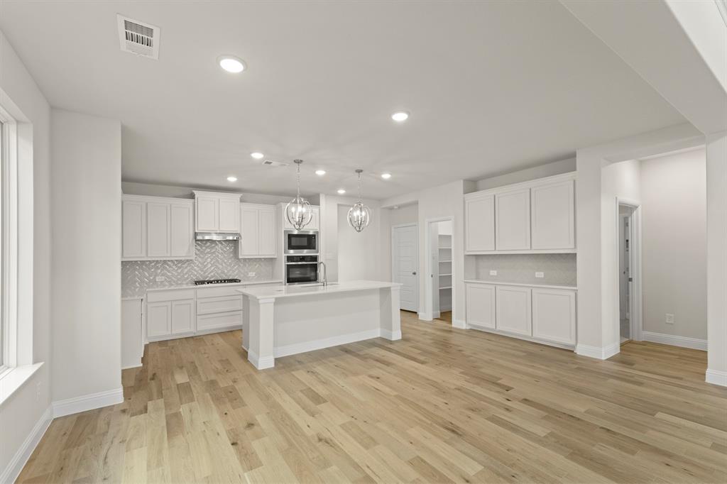 14506 Herschel Street Property Photo 9