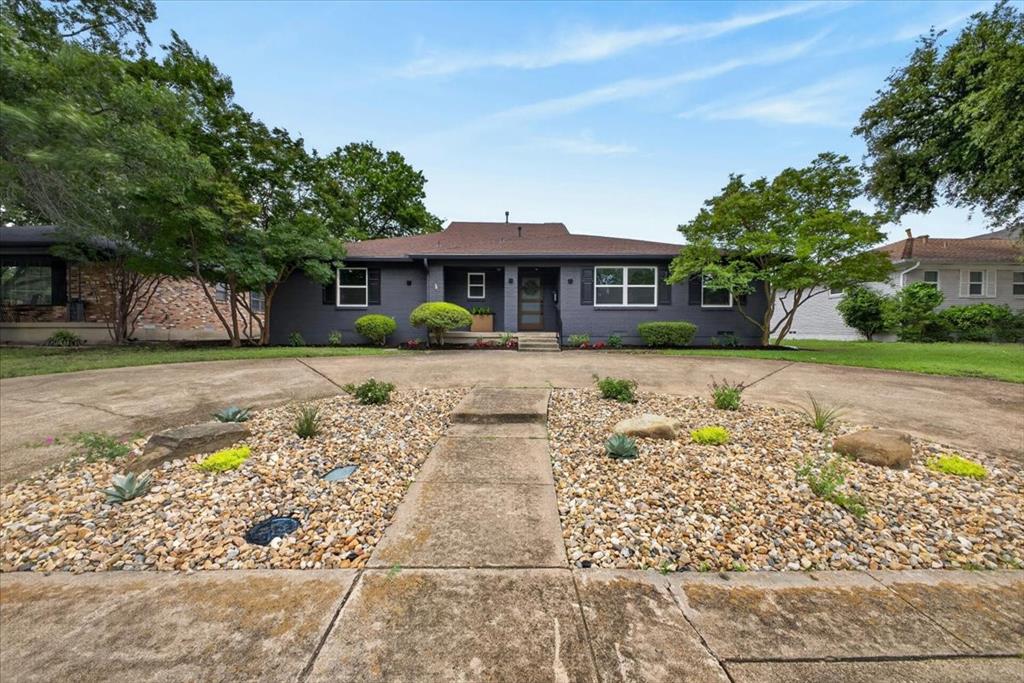 3330 Sharpview Lane Property Photo 1
