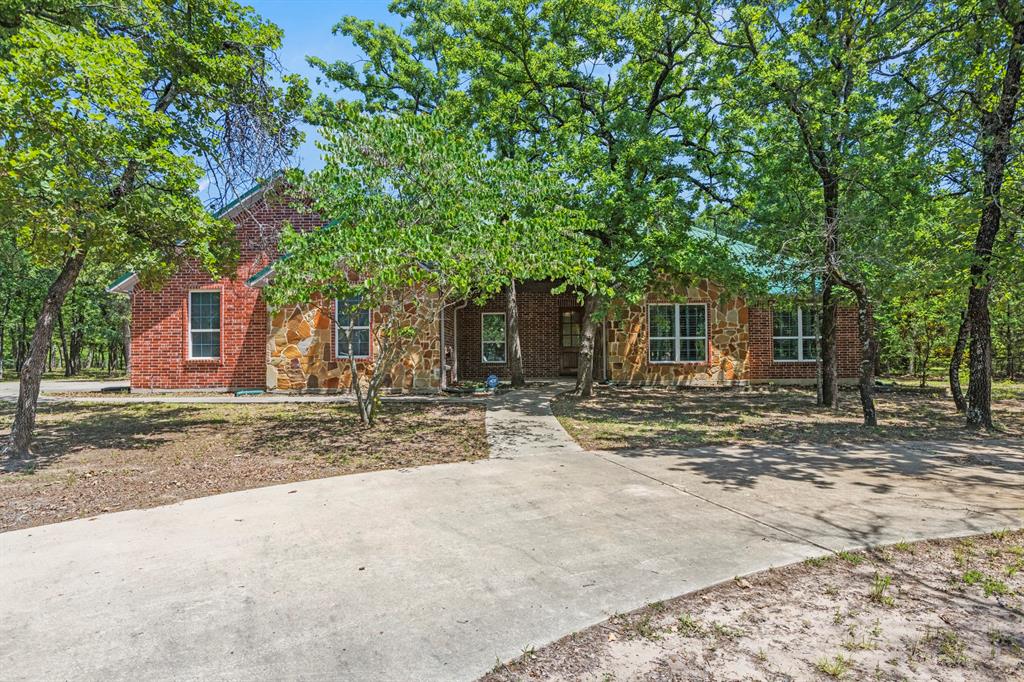 6373 Hidden Oaks Drive Property Photo 3
