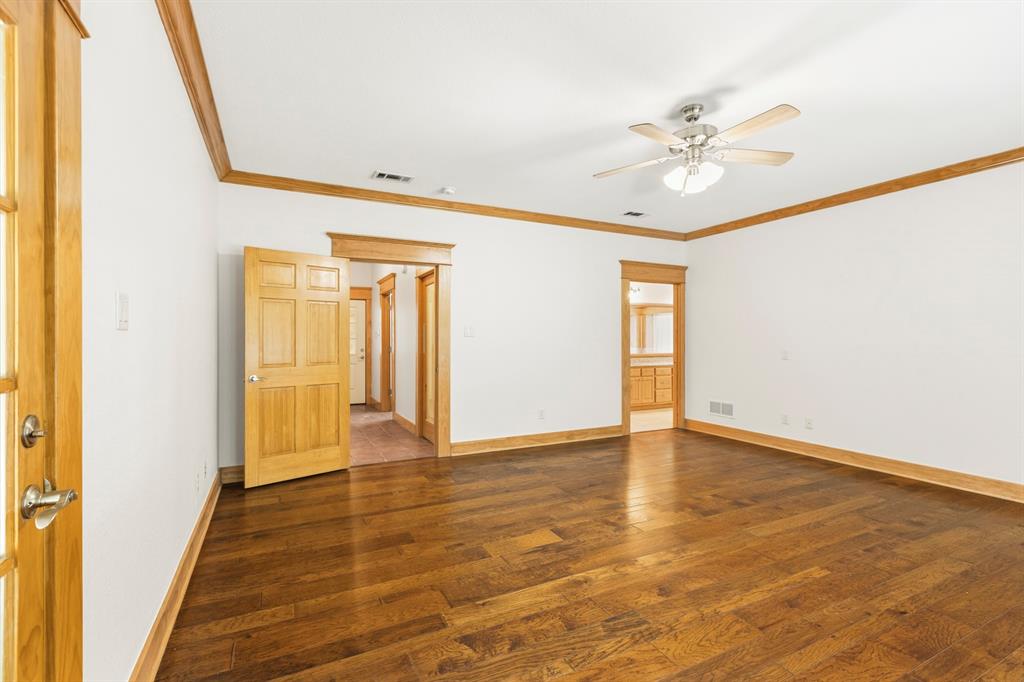6373 Hidden Oaks Drive Property Photo 21