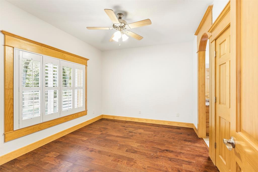 6373 Hidden Oaks Drive Property Photo 29