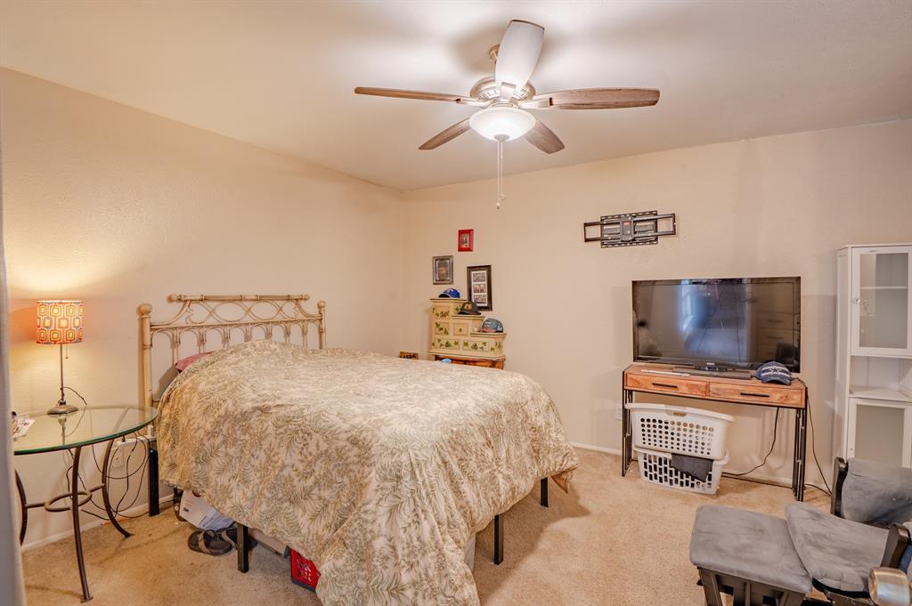 7105 Pineberry Road Property Photo 12