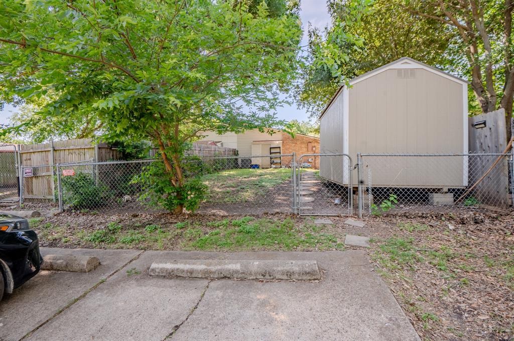 7105 Pineberry Road Property Photo 27