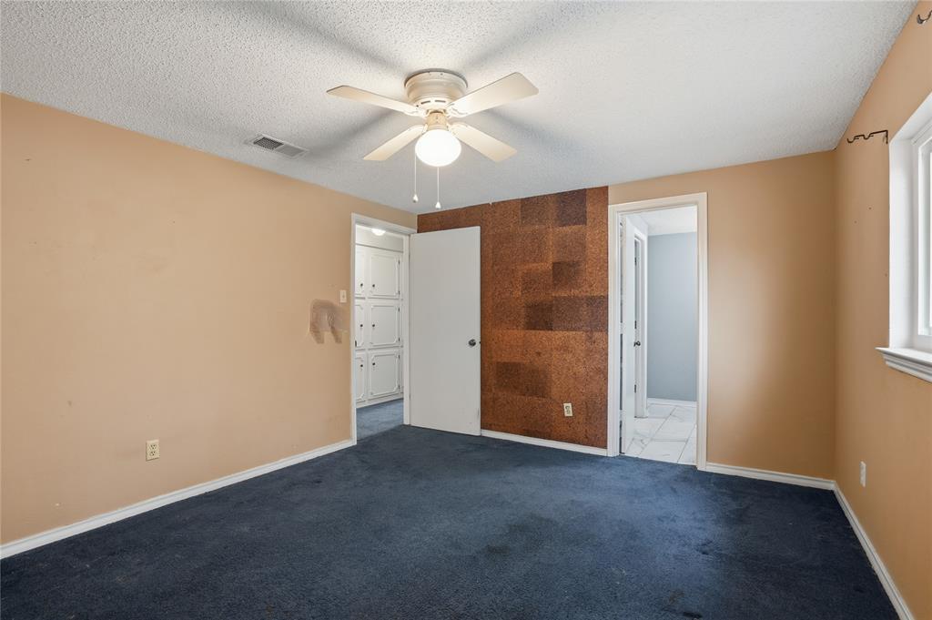 1726 Venetian Circle Property Photo 13