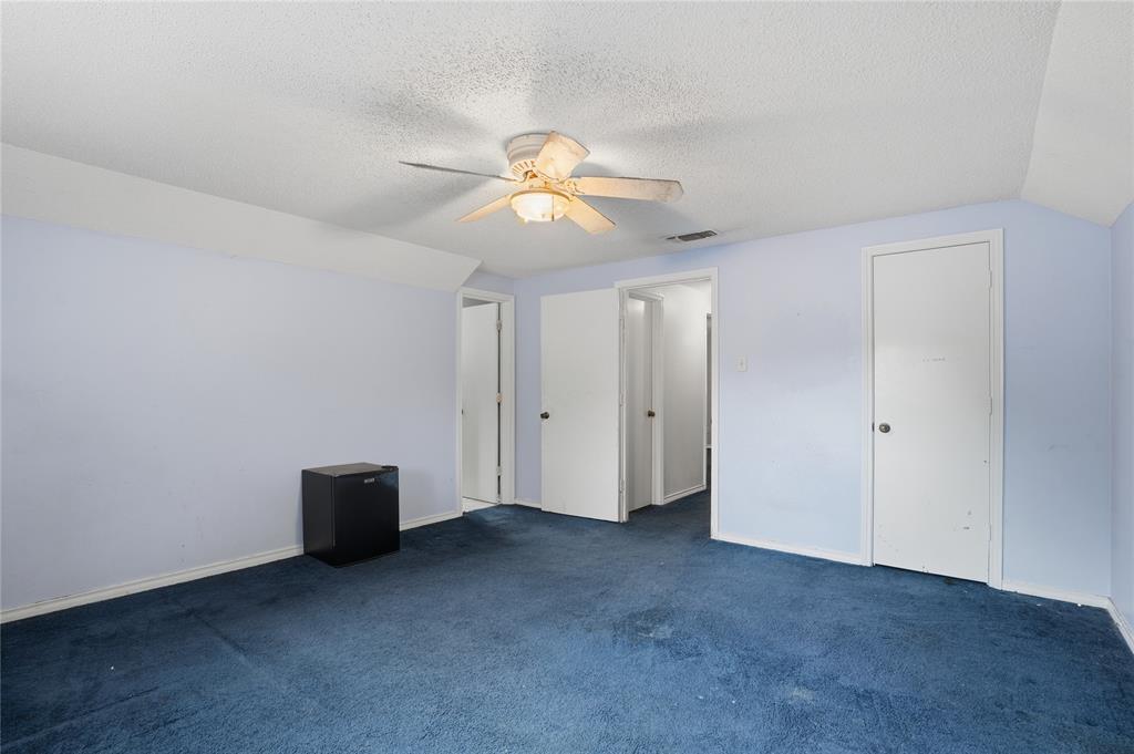 1726 Venetian Circle Property Photo 15