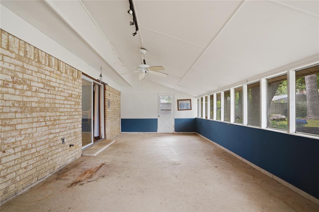 1726 Venetian Circle Property Photo 16
