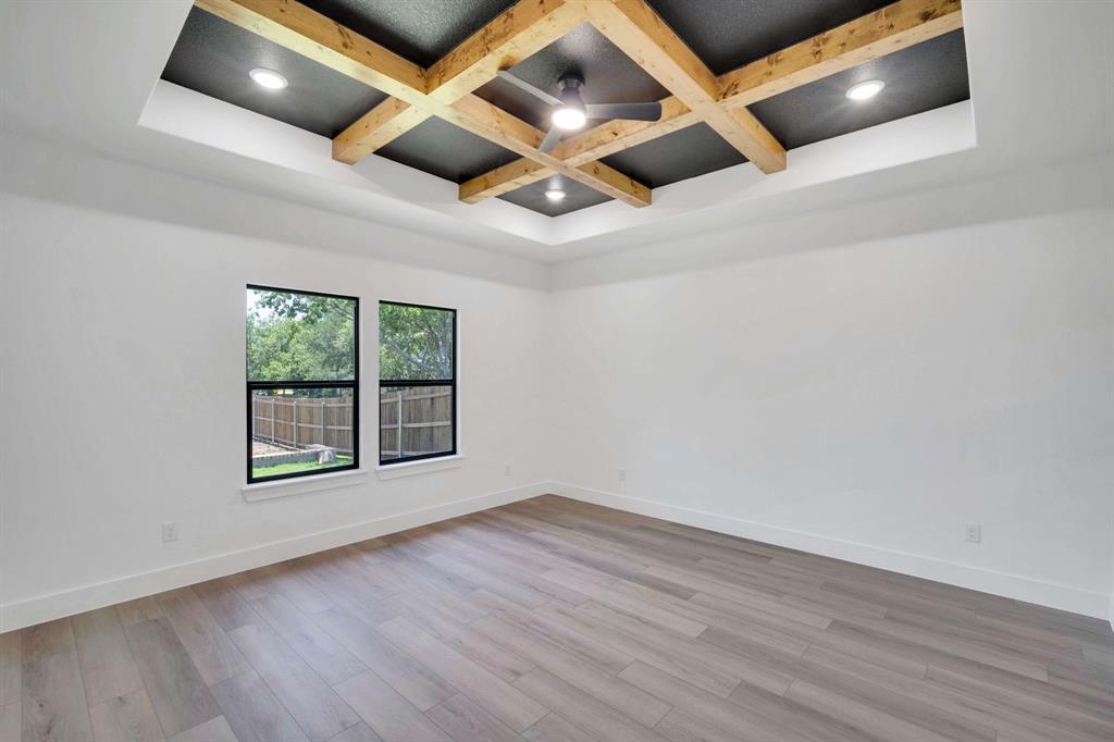 312 Matthew Street Property Photo 15