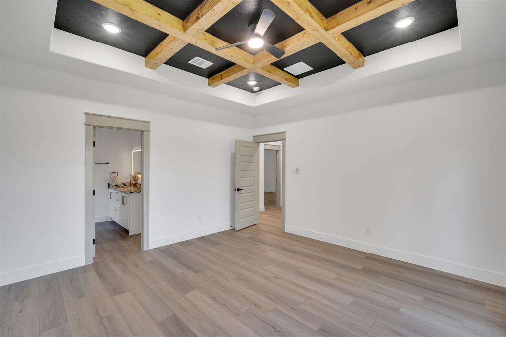 312 Matthew Street Property Photo 16