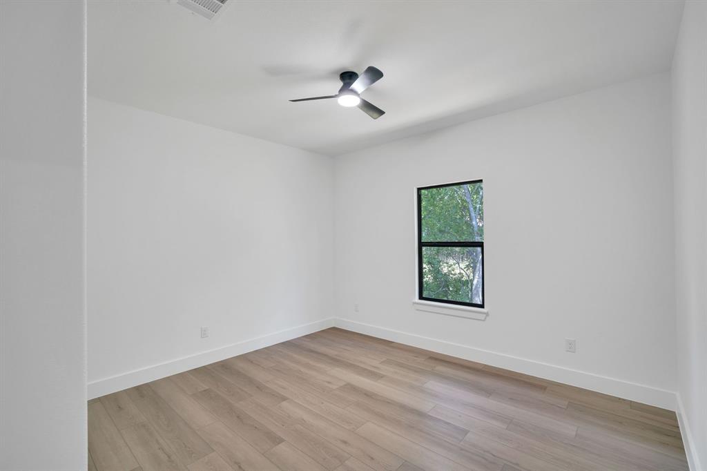 312 Matthew Street Property Photo 22
