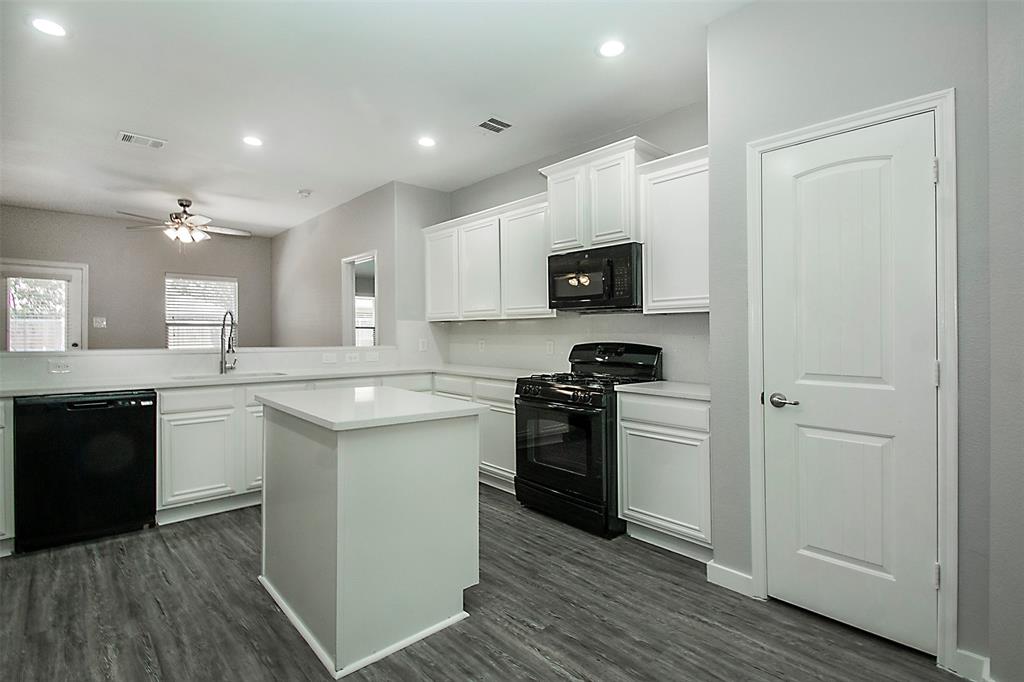1104 Bexar Avenue Property Photo 5