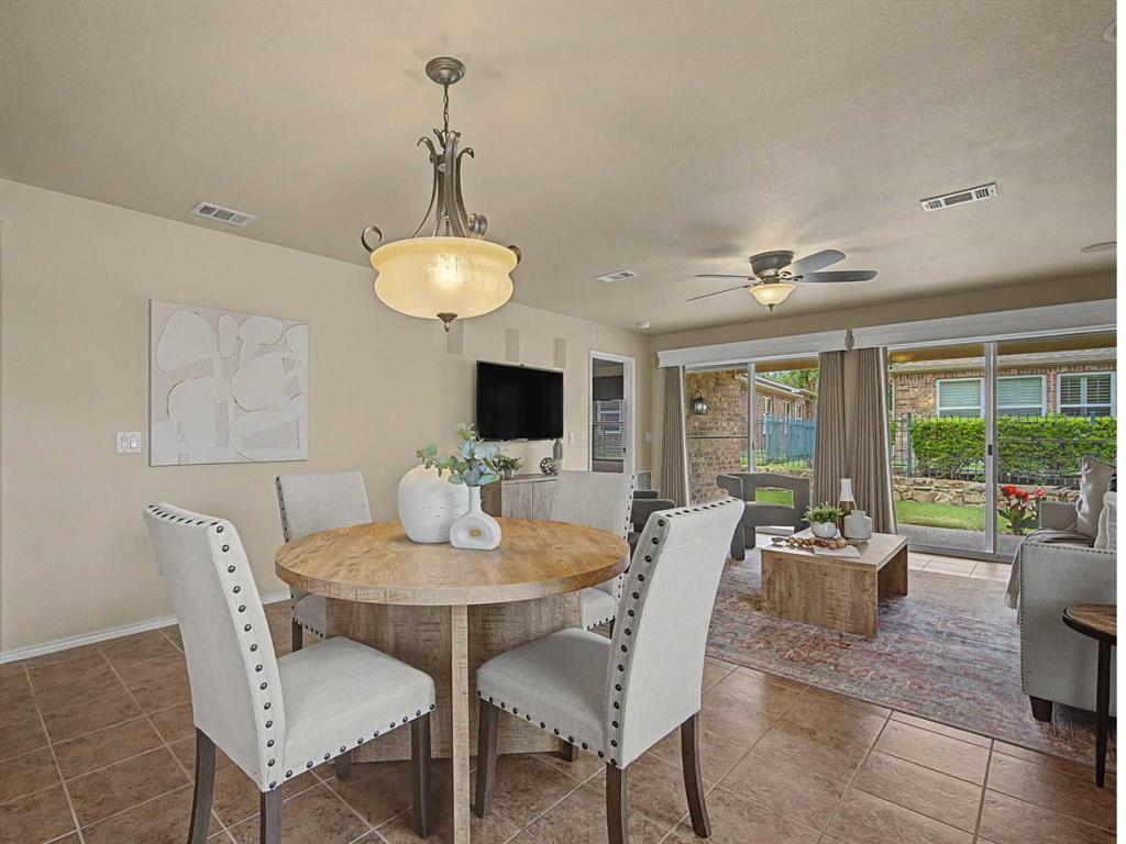 7975 Estancia Drive Property Photo 3
