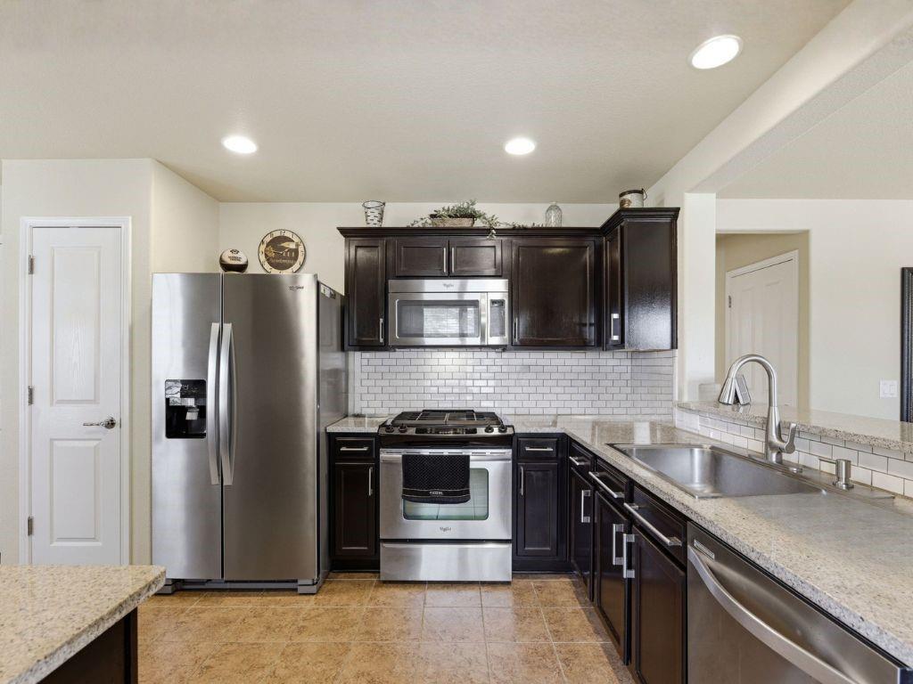 7975 Estancia Drive Property Photo 7