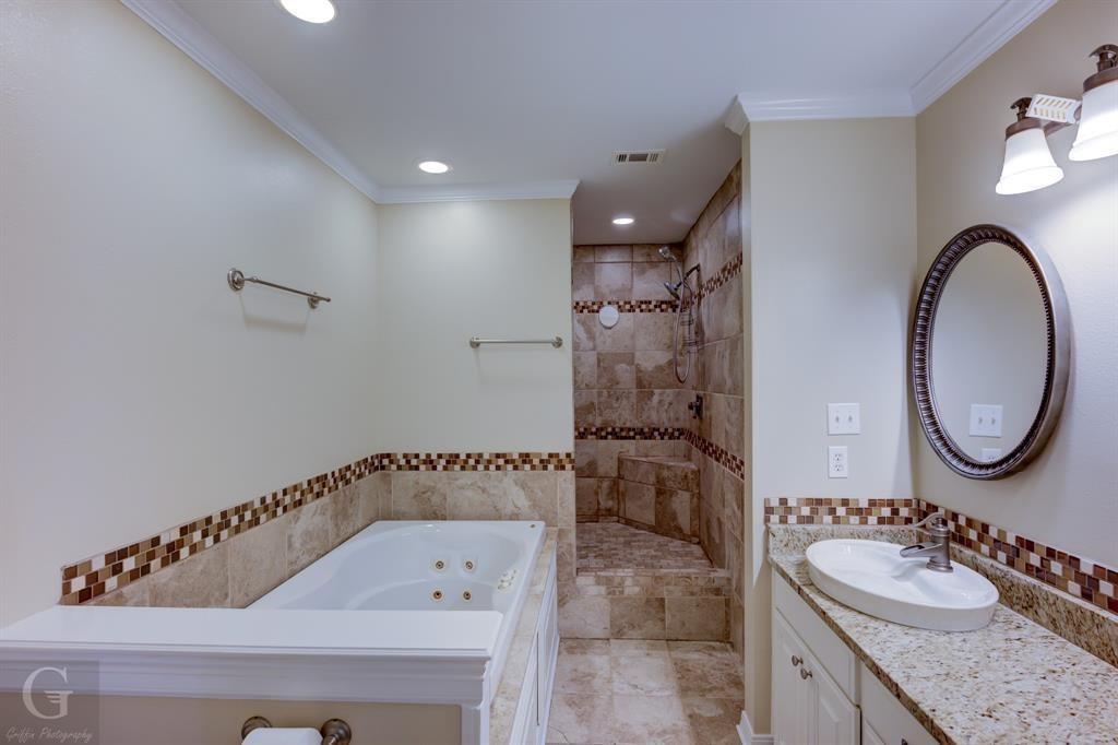 7410 Flatwood Drive Property Photo 15