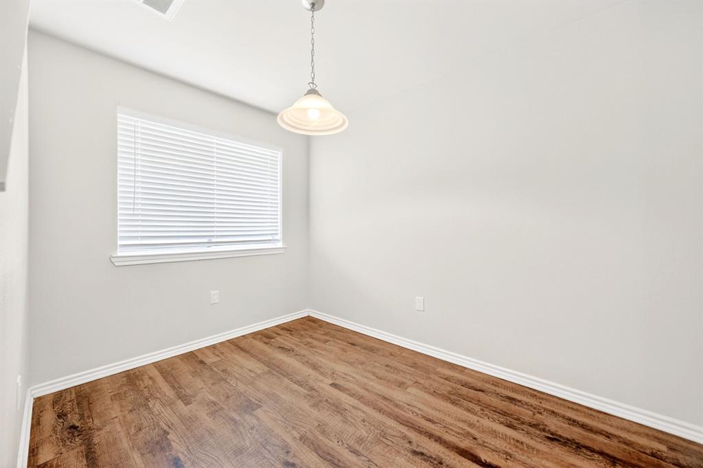 9837 Walnut Street 208 Property Photo 6