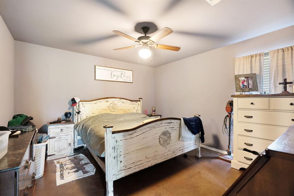 1890 County Road 34520 Property Photo 8