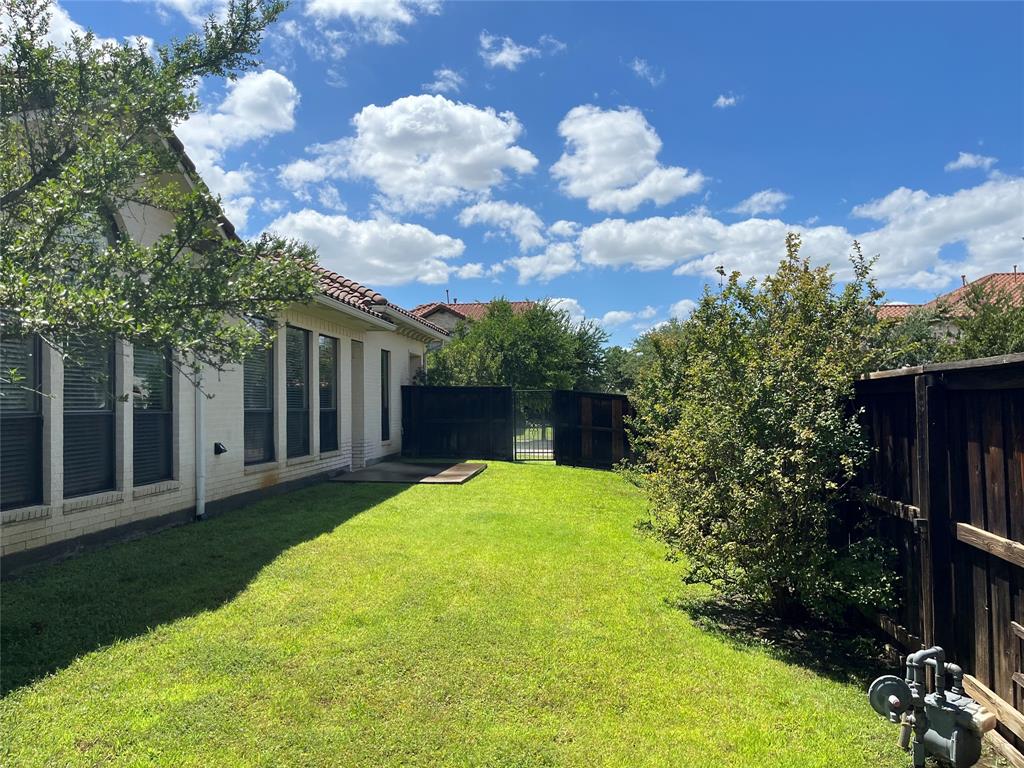830 La Cima Property Photo 21