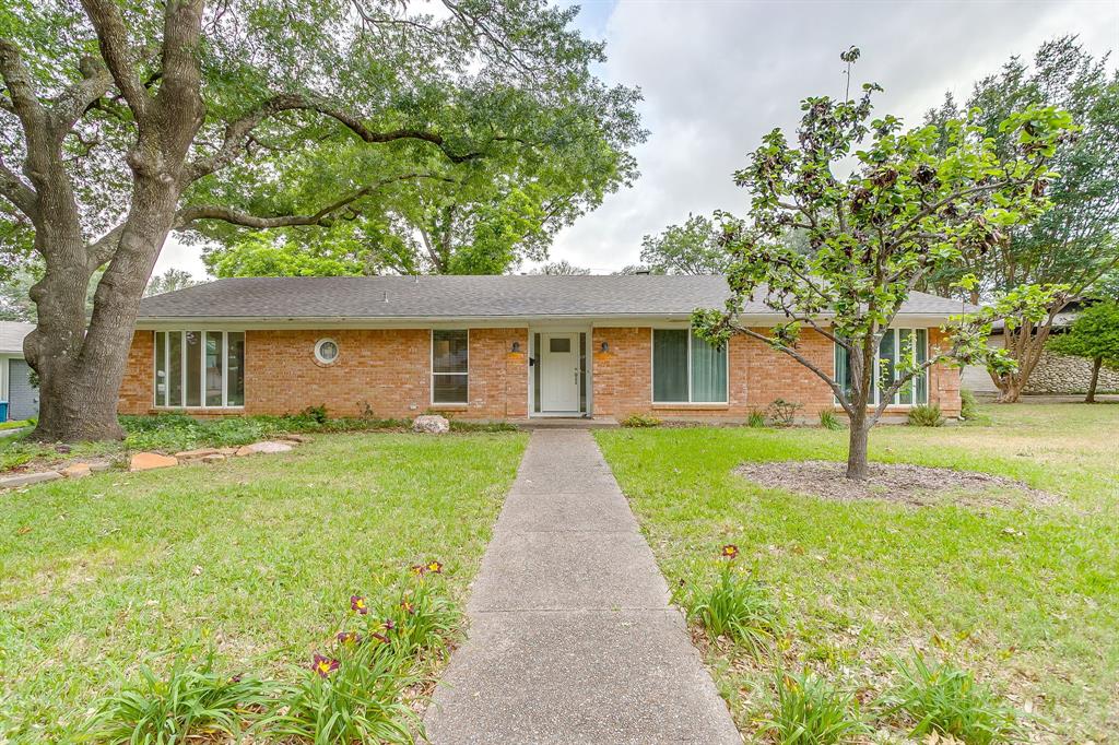 4000 Sundown Drive Property Photo 1