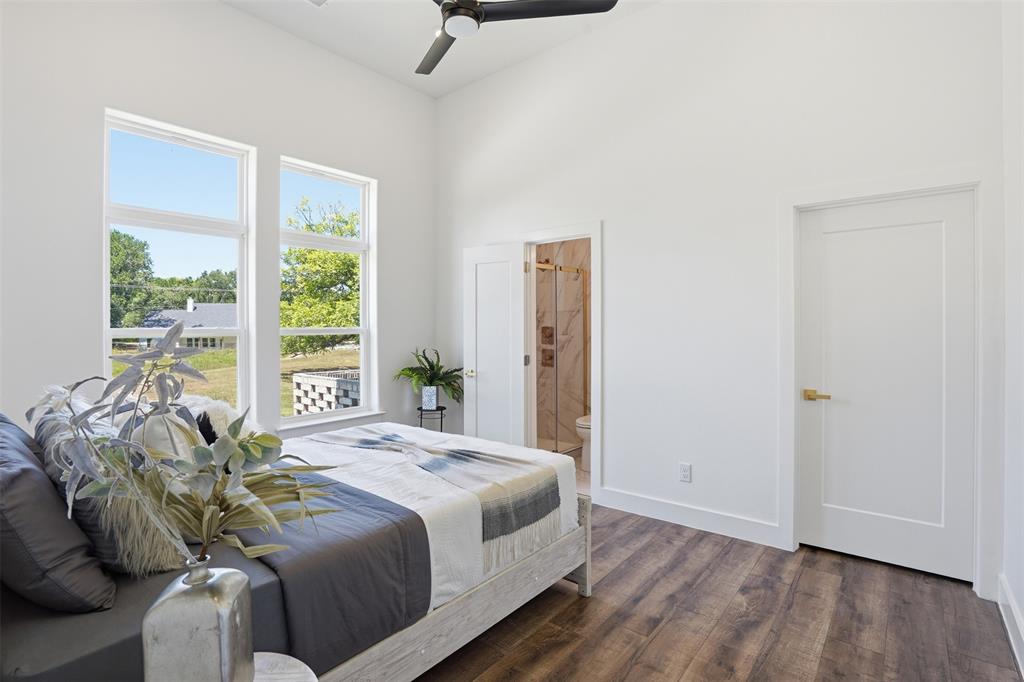 2304 Candlestick Drive Property Photo 14