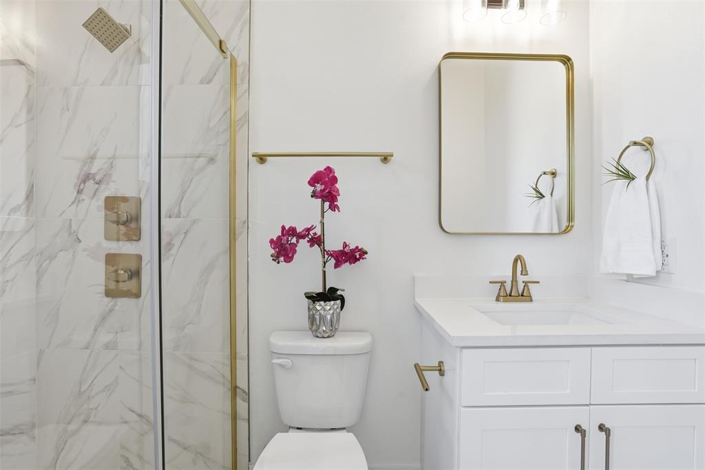 2304 Candlestick Drive Property Photo 15