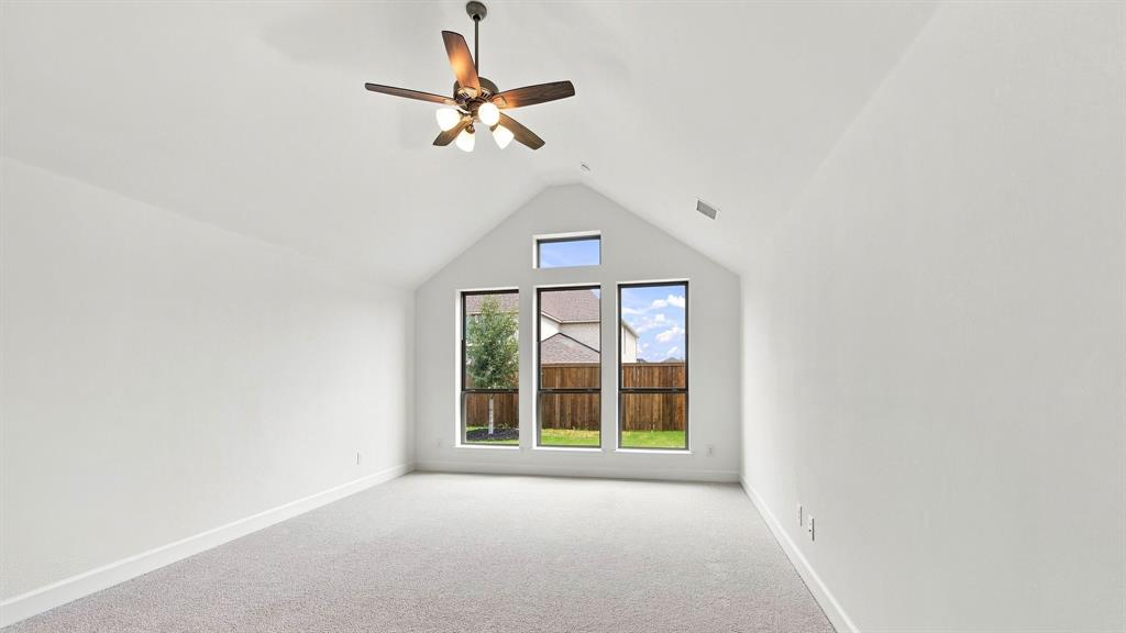 4712 Zinnia Drive Property Photo 13