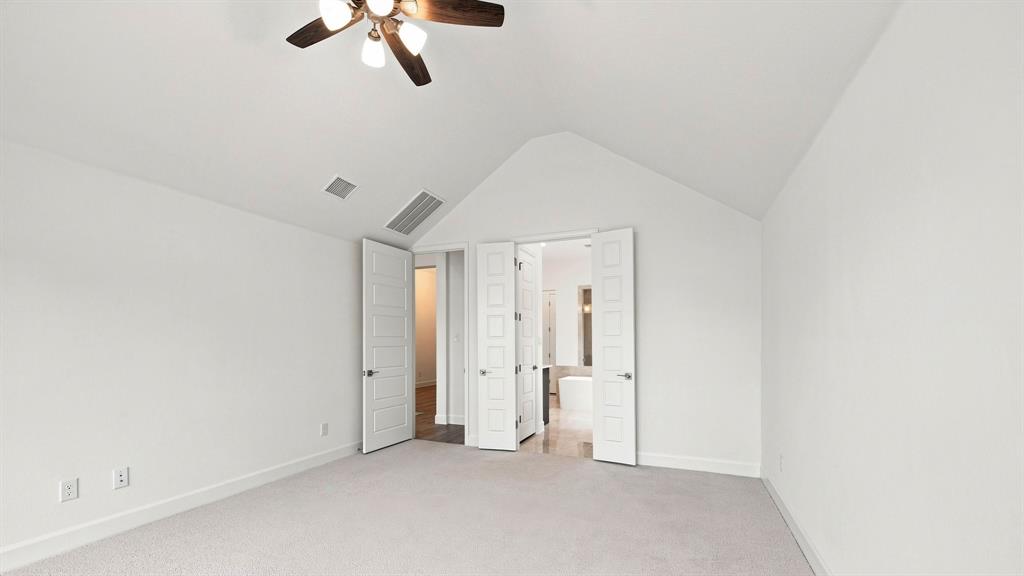 4712 Zinnia Drive Property Photo 14