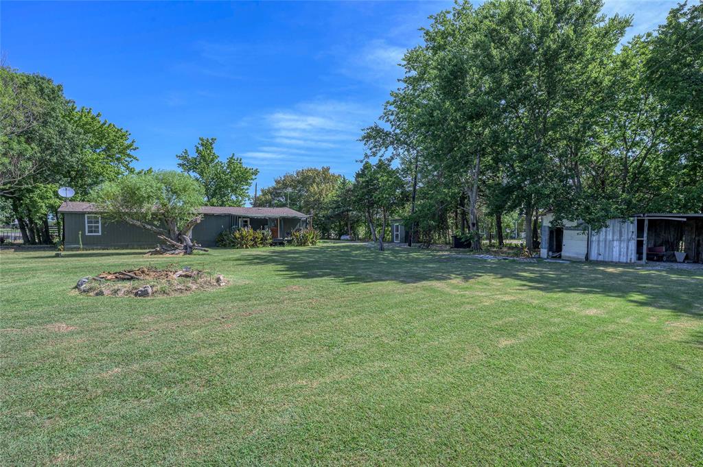 428 Pennell Road Property Photo 4
