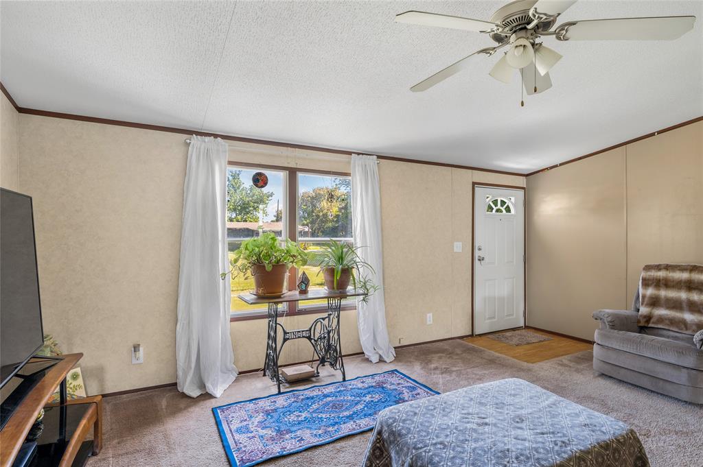 428 Pennell Road Property Photo 11