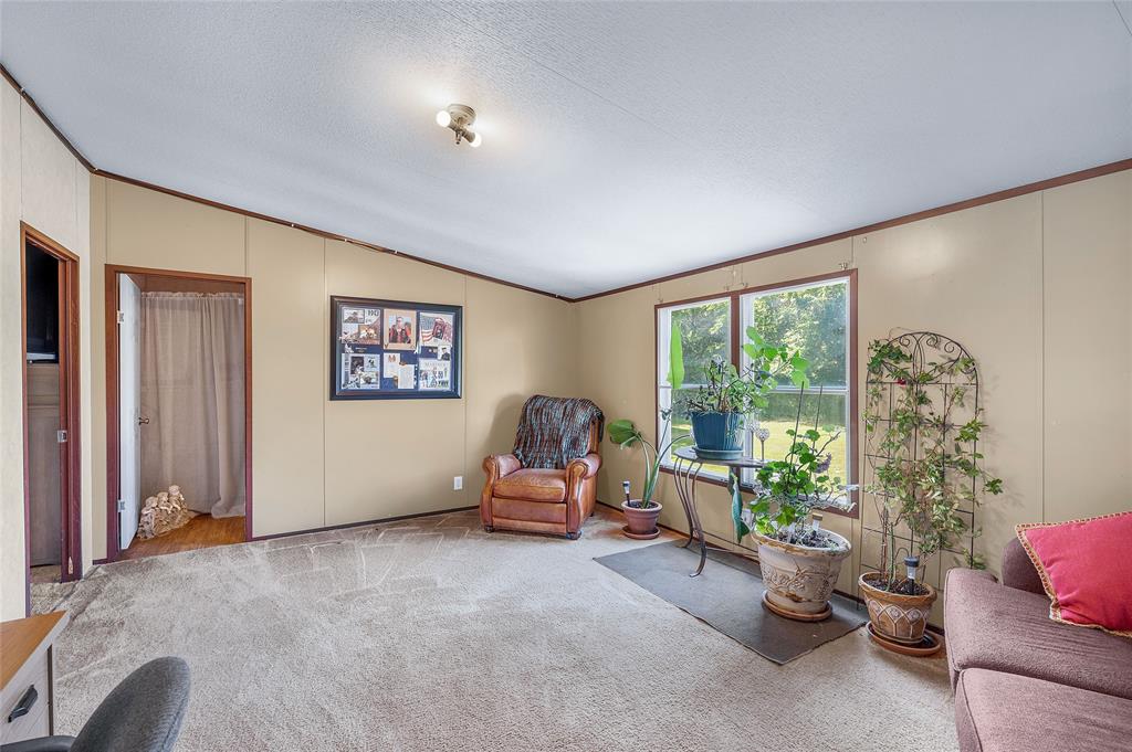 428 Pennell Road Property Photo 12