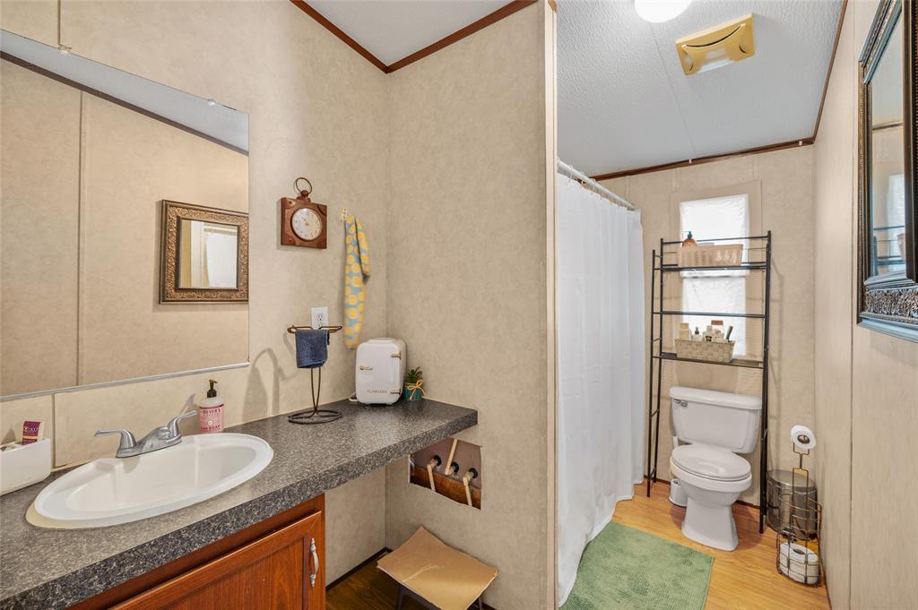 428 Pennell Road Property Photo 22