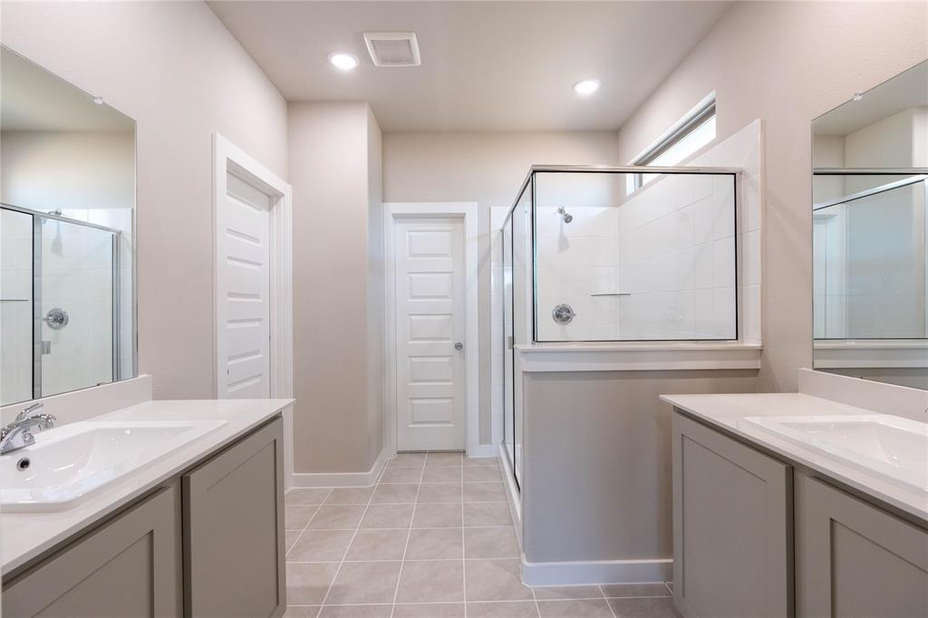 712 Melody Hill Drive Property Photo 25