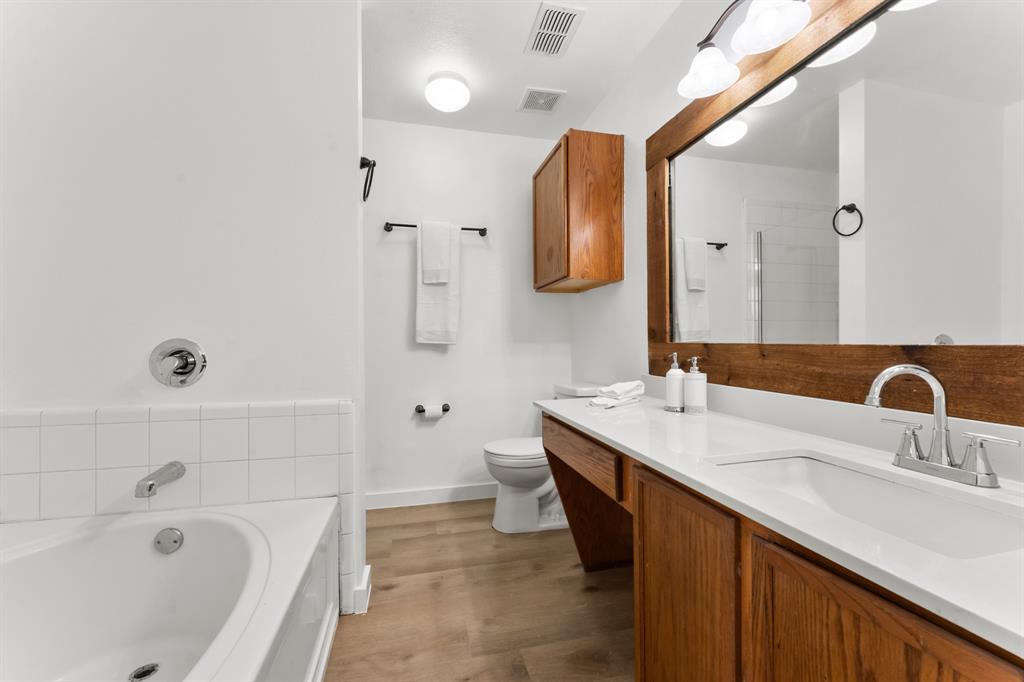 8471 Widgeon Way Property Photo 16