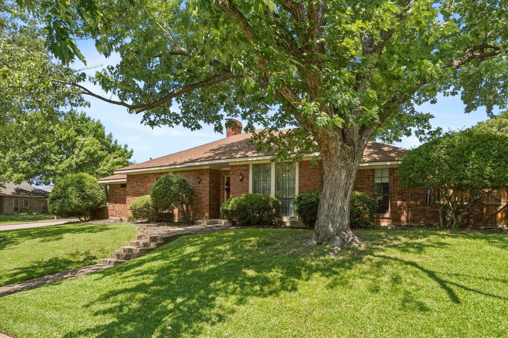 1601 Fairway Circle Property Photo 2