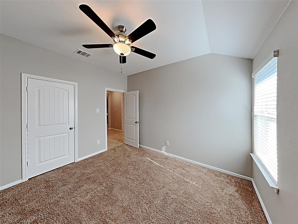 900 Walls Boulevard Property Photo 5