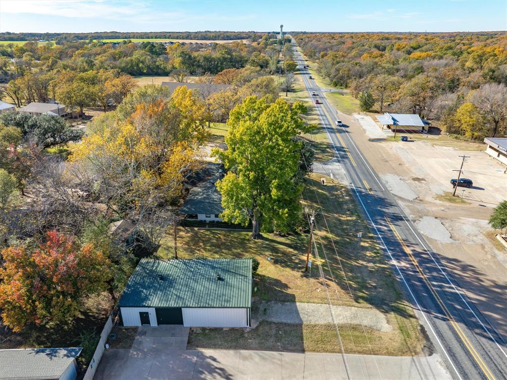 573 W State Highway 243 Property Photo 4