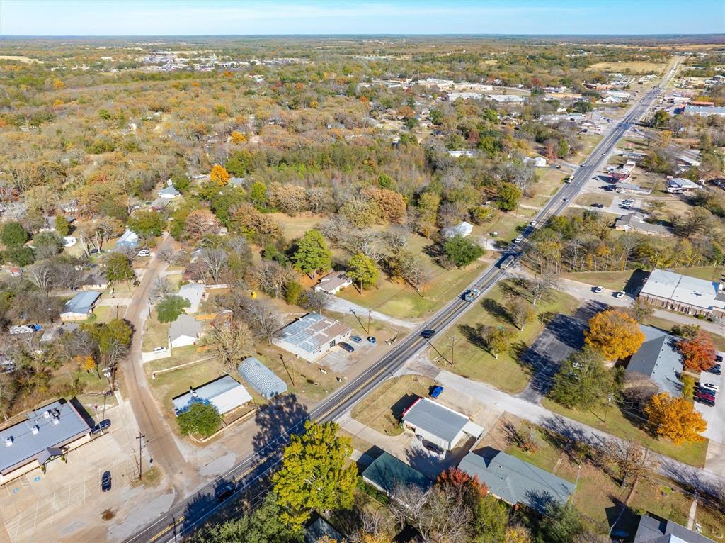 573 W State Highway 243 Property Photo 10