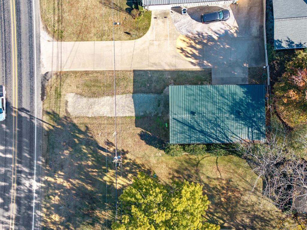 573 W State Highway 243 Property Photo 12