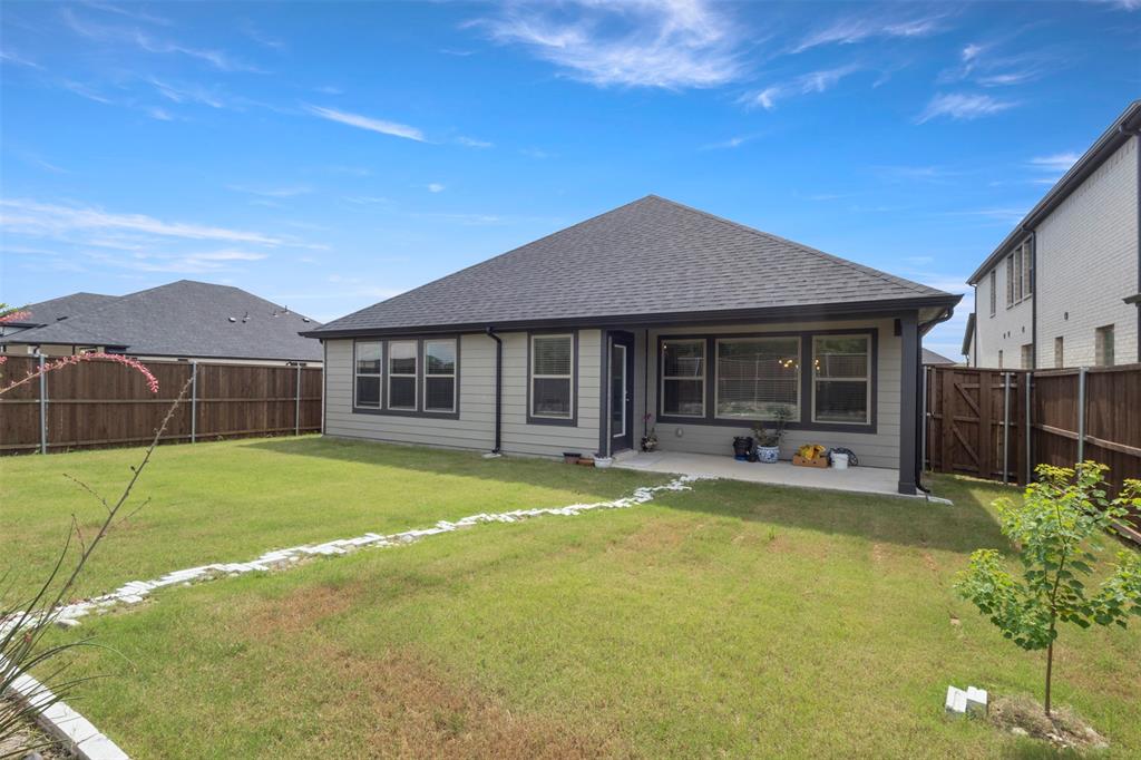 3024 Beau Daniel Drive Property Photo 4