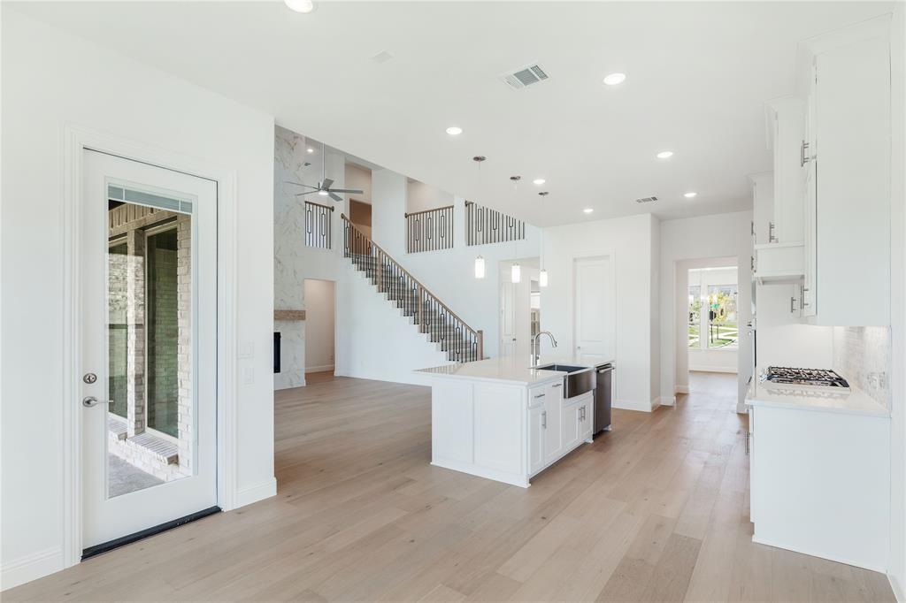 4201 Attwater Street Property Photo 14