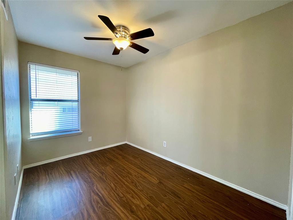 2526 W Prairie Street 203 Property Photo 4