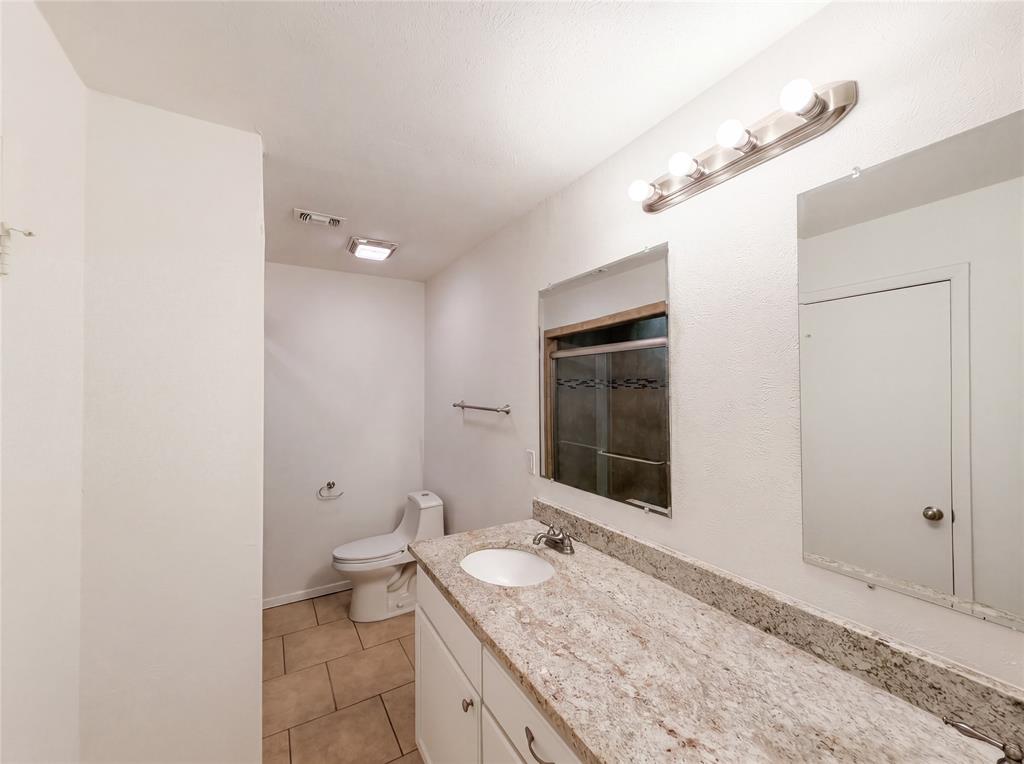 7928 Ella Young Drive Property Photo 18