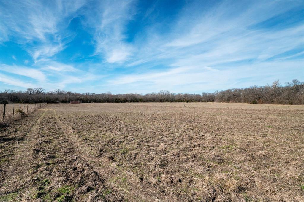 5215 County Road 277 Property Photo 6