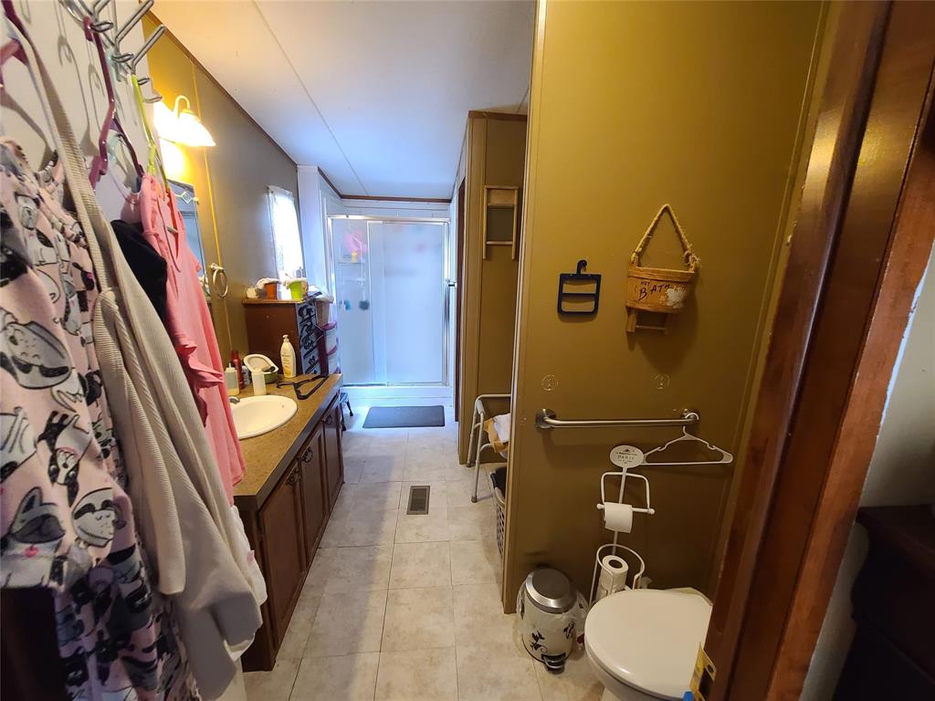 1244 County Road 4680 Property Photo 11