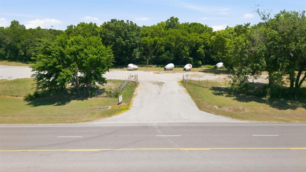 315 Highway 114 Property Photo 8