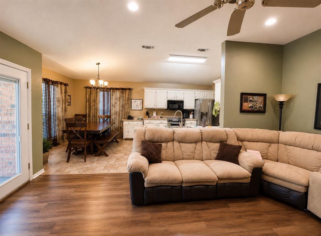 187 Sandy Property Photo 6